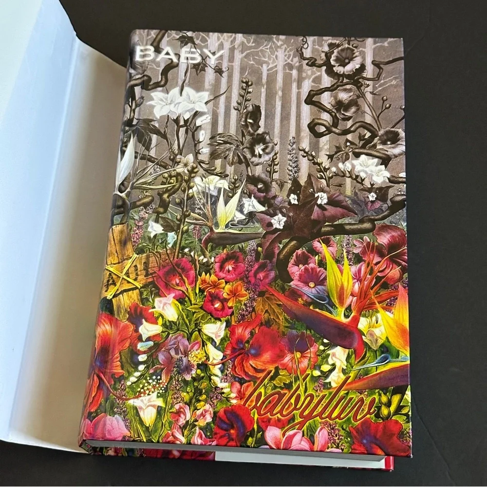 Lisey's Story: A Novel by Stephen King | Fiction | Hardcover Book - Picture 7 of 11